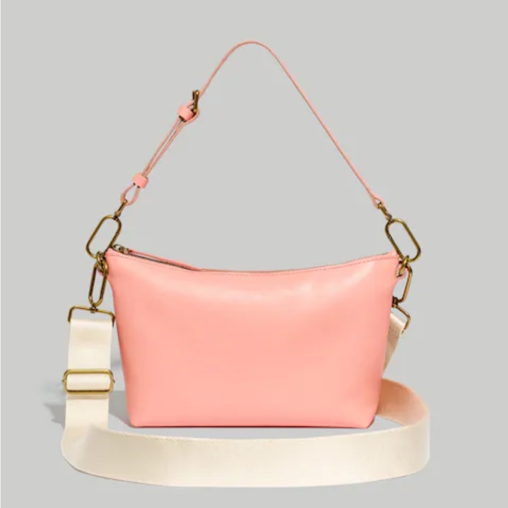 Madewell The Leather Carabiner Crossbody Sling Bag in dried blossom